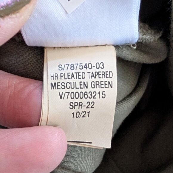 GAP Women's High Rise Pleated Tapered Pants Mesculen Green NWT Size 16 - Picture 5 of 8